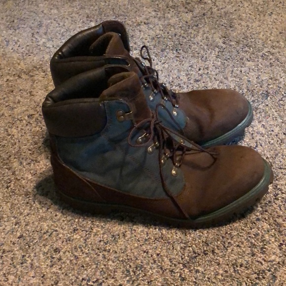Used green and brown timberland work boots - Picture 1 of 5